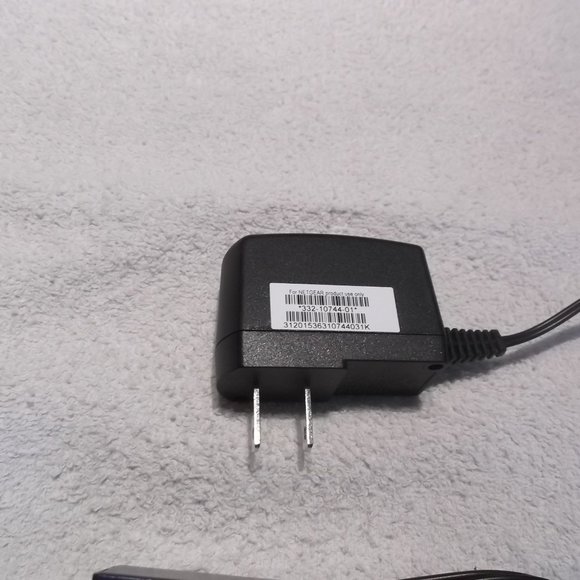 NETGEAR ProSafe Gigabit GS105 - Picture 2 of 6